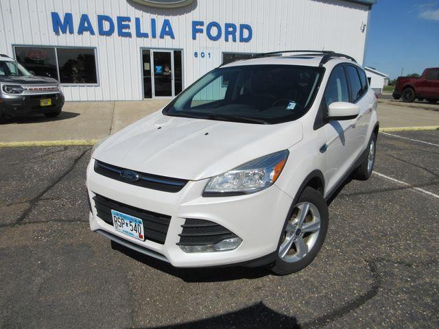 2015 Ford Escape - $9,000