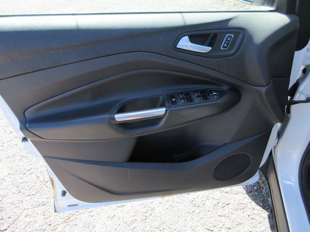 2015 Ford Escape - $9,000