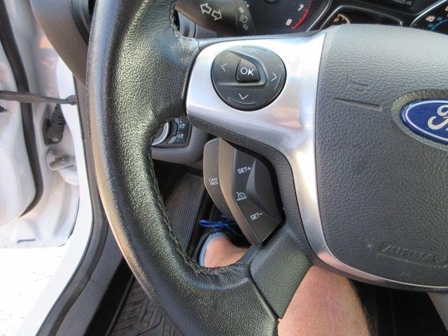 2015 Ford Escape - $9,000