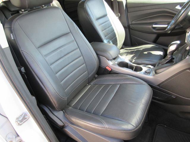2015 Ford Escape - $9,000