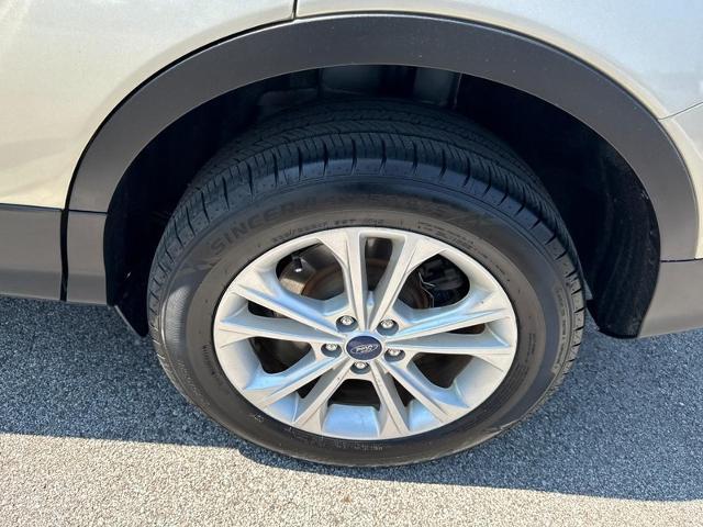 2017 Ford Escape - $9,500