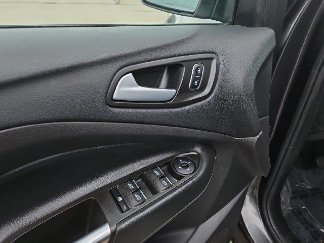 2017 Ford Escape - $11,529
