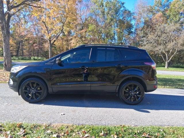 2018 Ford Escape - $9,995
