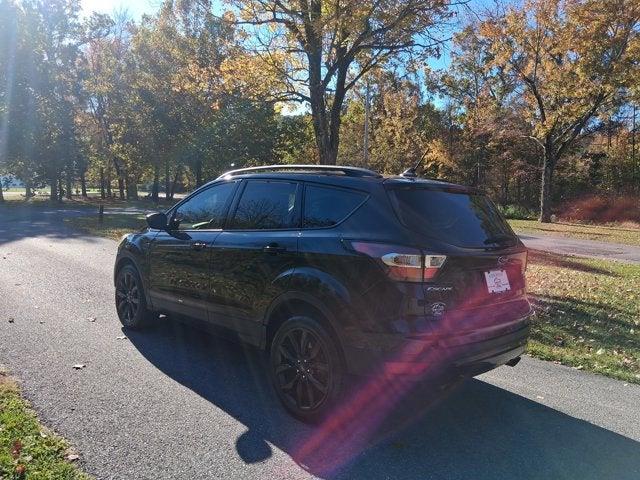 2018 Ford Escape - $9,995