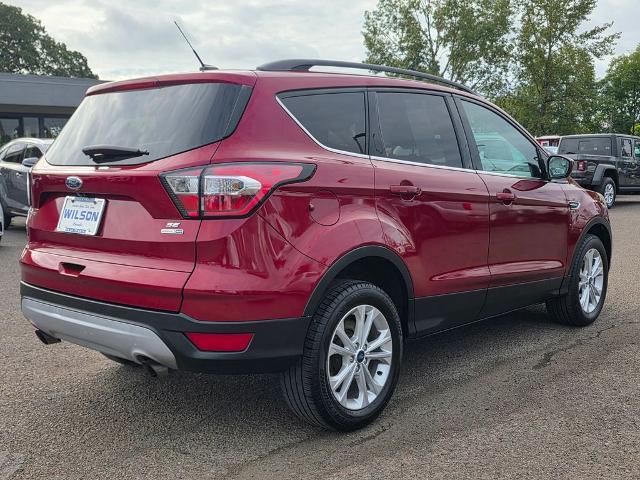 2018 Ford Escape SE — photo 1 of 12