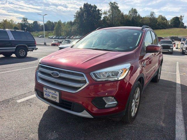 2017 Ford Escape SE — photo 1 of 10