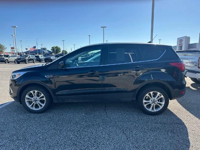 2019 Ford Escape SE — photo 1 of 12