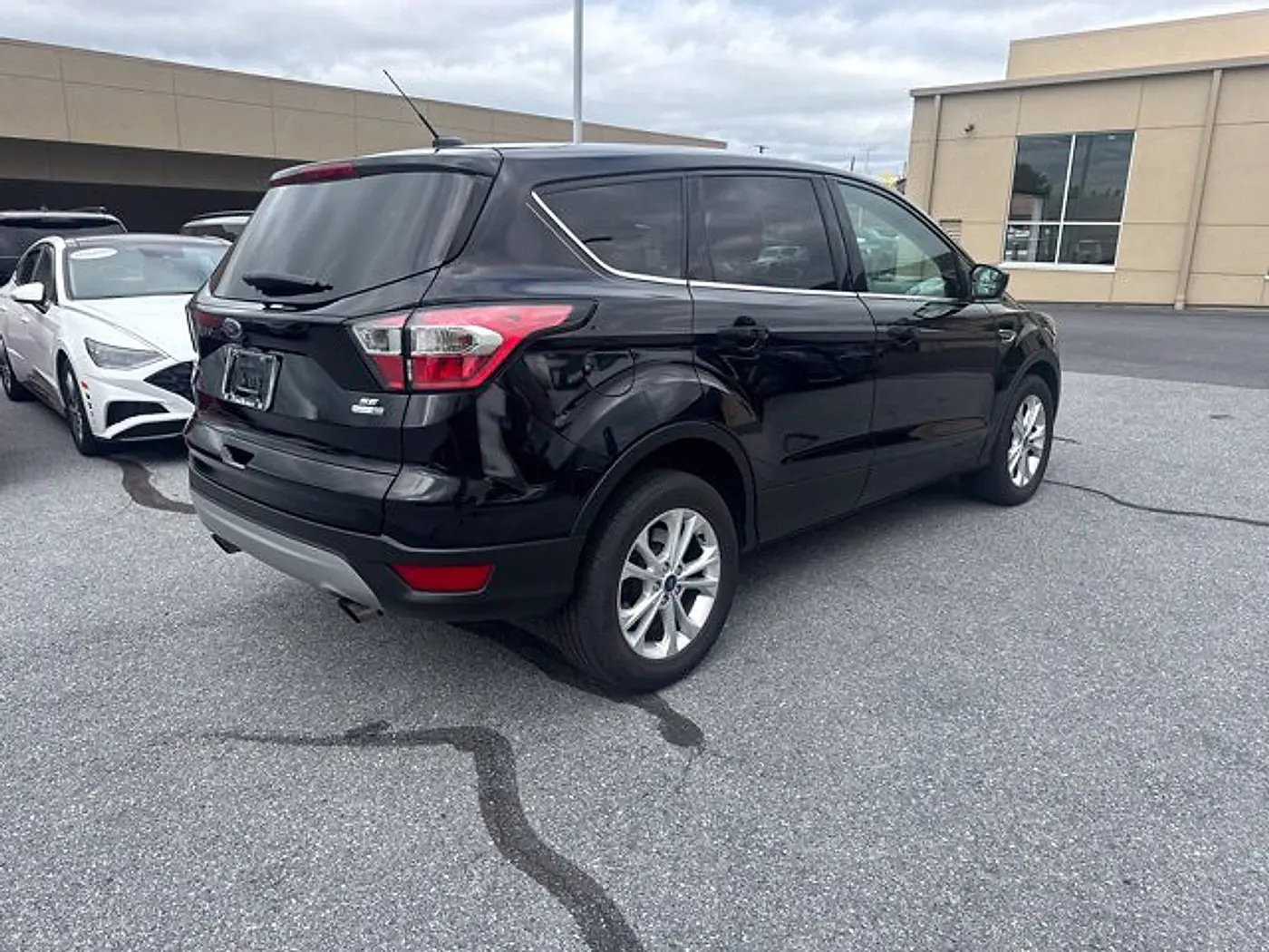 2017 Ford Escape - $12,154
