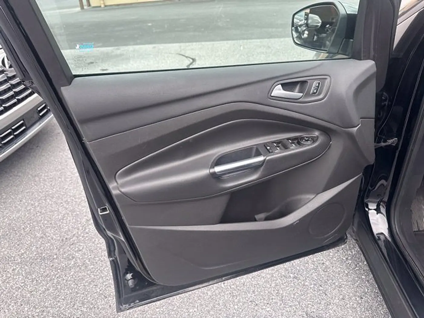 2017 Ford Escape - $12,154