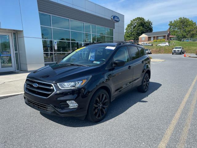 2019 Ford Escape SE — photo 1 of 12