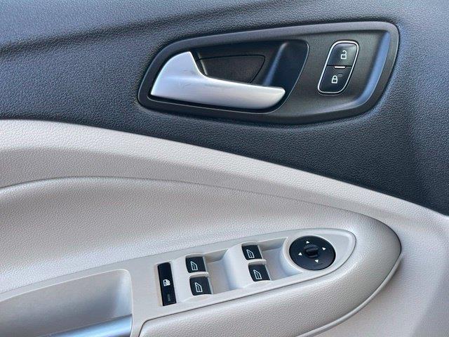 2019 Ford Escape - $15,999