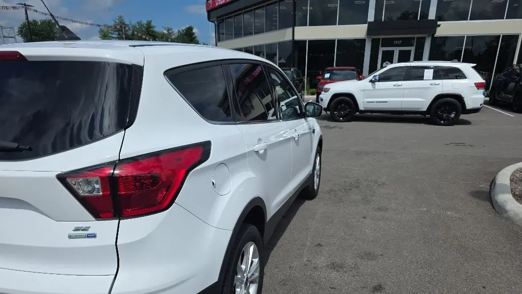 2019 Ford Escape SE