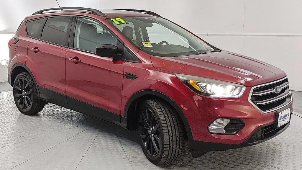 Preowned 2019 Ford Escape SE for Sale