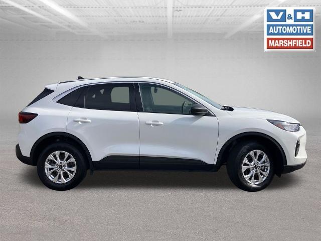 2023 Ford Escape - $24,624