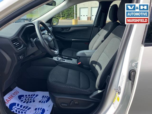 2023 Ford Escape - $24,624