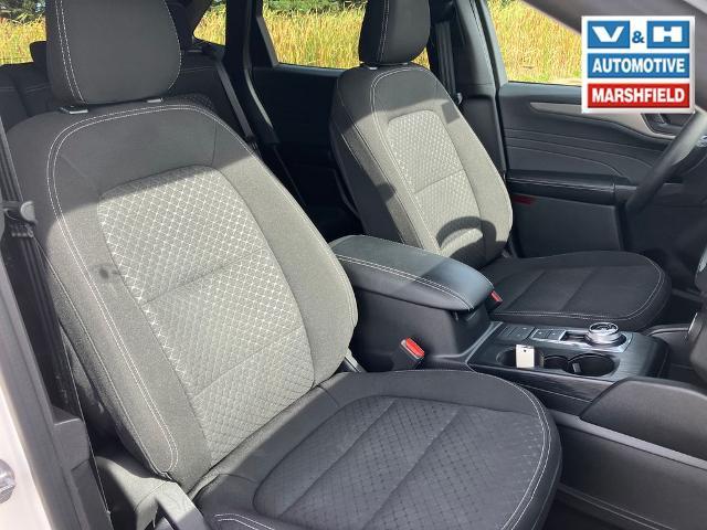 2023 Ford Escape - $24,624