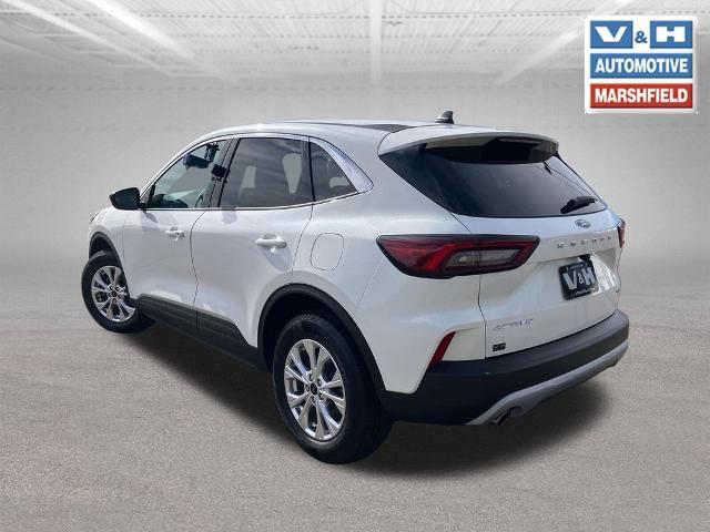 2023 Ford Escape - $24,624