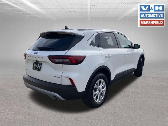 2023 Ford Escape - $24,624