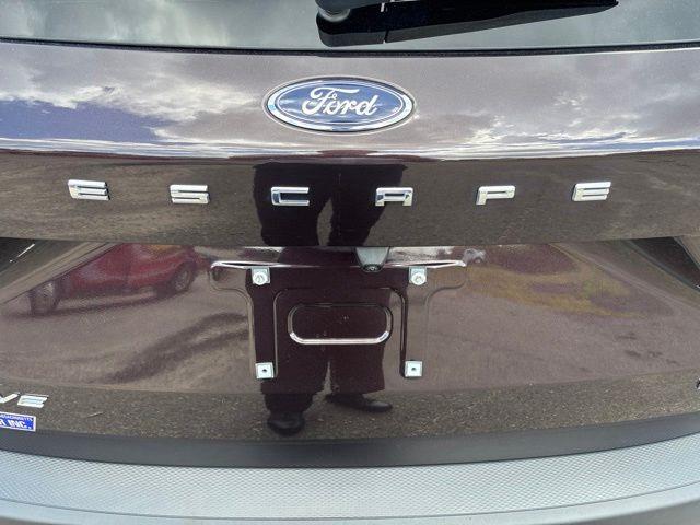 2023 Ford Escape - $24,923