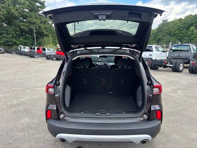 2023 Ford Escape - $24,923