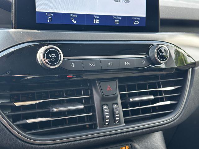 2023 Ford Escape - $23,700