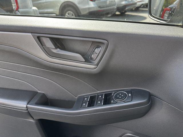 2023 Ford Escape - $23,700