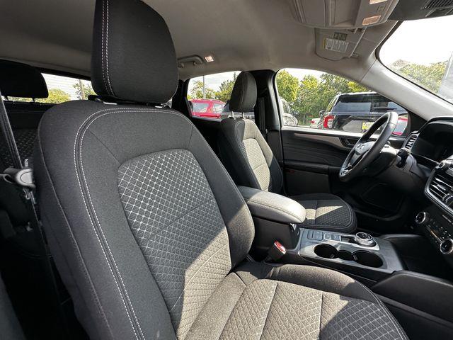 2023 Ford Escape - $23,700