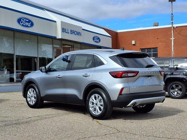 2023 Ford Escape - $23,993