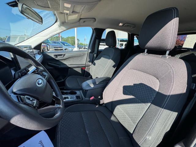 2023 Ford Escape - $23,771