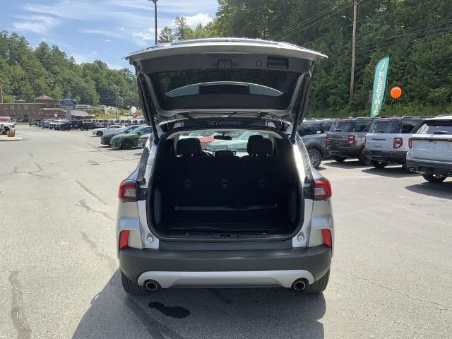 2023 Ford Escape - $28,975