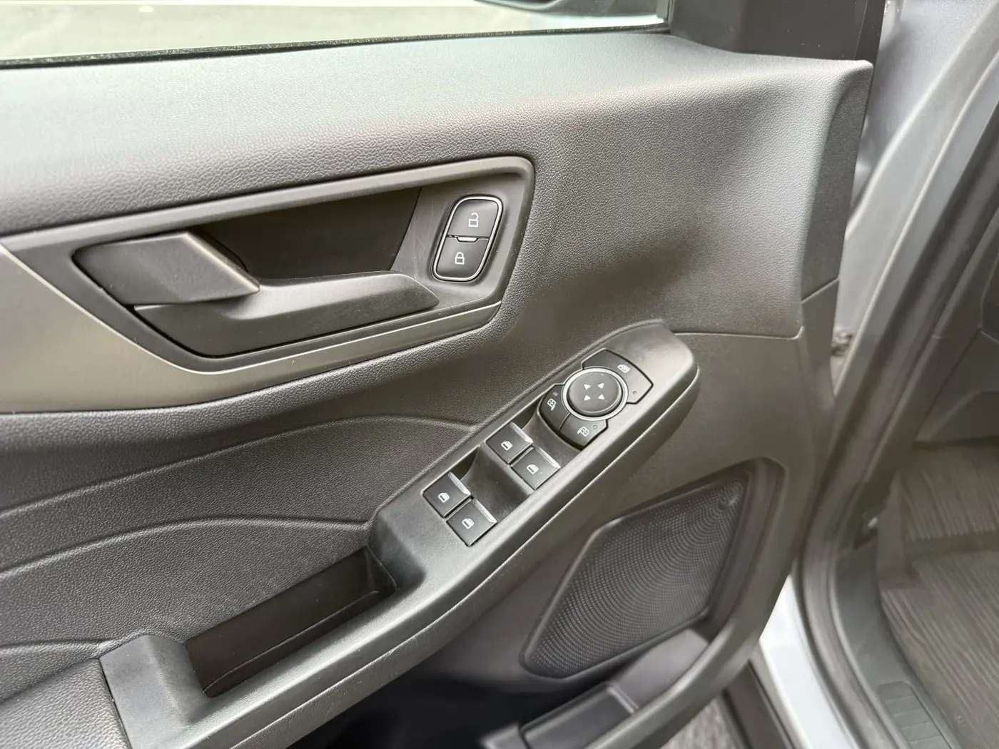 2024 Ford Escape - $24,980