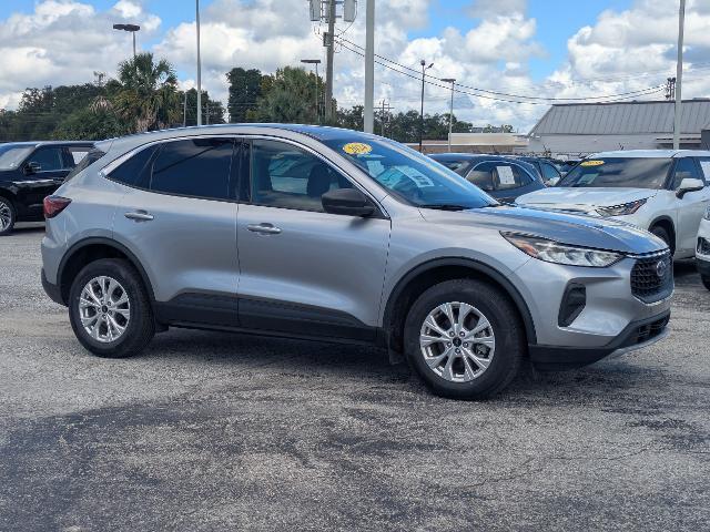 2024 Ford Escape Active — photo 1 of 12