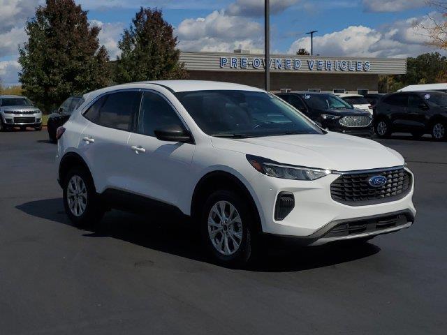 2024 Ford Escape - $19,900