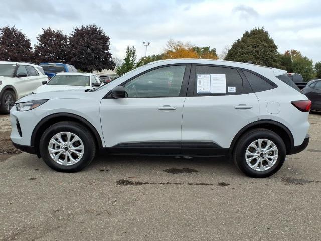 2025 Ford Escape - $24,498