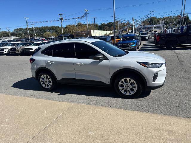 2025 Ford Escape - $23,597