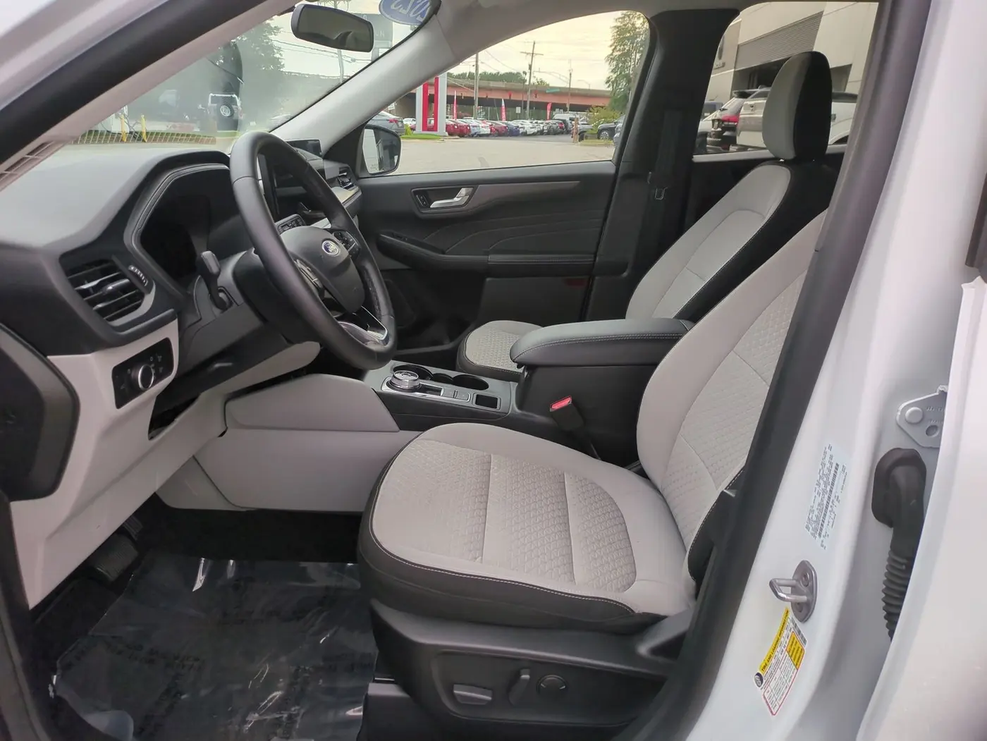 2023 Ford Escape - $26,990
