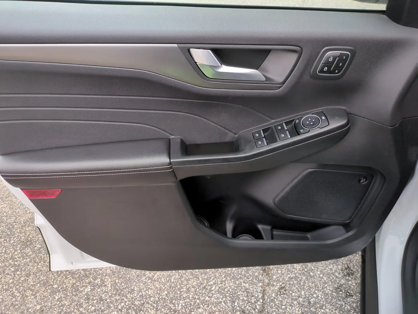 2023 Ford Escape - $26,990