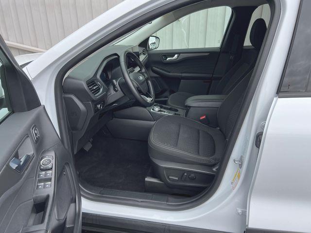 2023 Ford Escape - $22,570