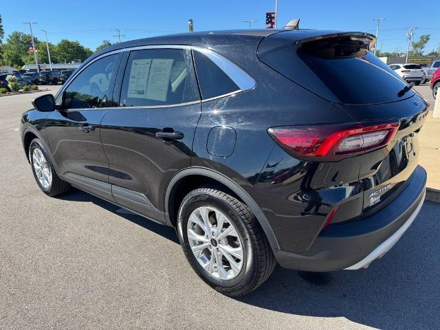 2023 Ford Escape - $21,051