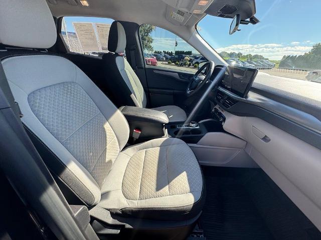 2023 Ford Escape - $21,051