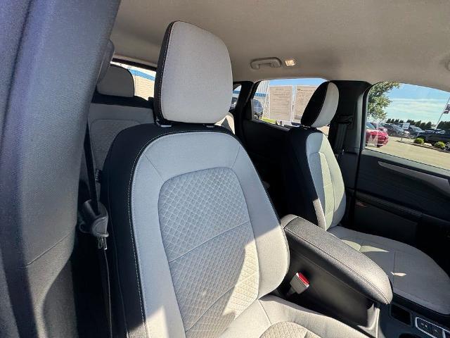 2023 Ford Escape - $21,051