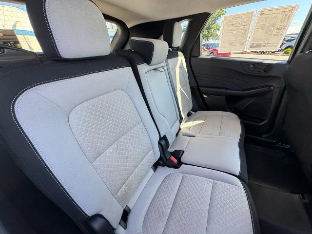 2023 Ford Escape - $21,051