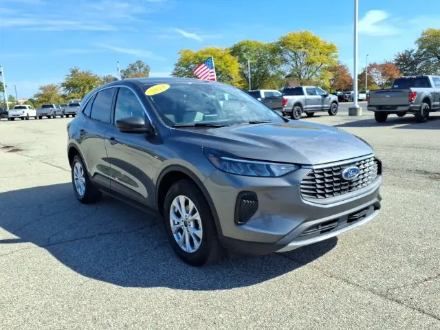 2024 Ford Escape - $19,971