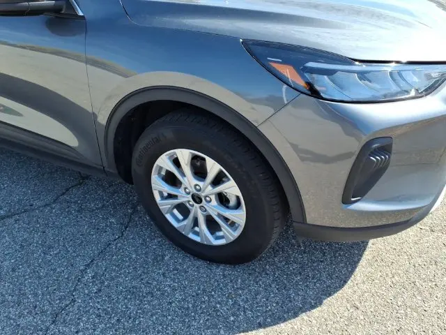 2024 Ford Escape - $19,971