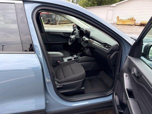 2024 Ford Escape - $21,000