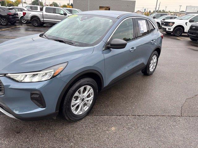 2024 Ford Escape - $21,000