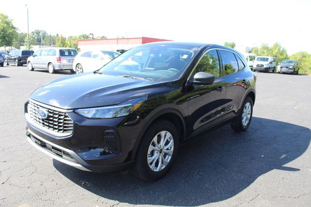 2024 Ford Escape - $19,675