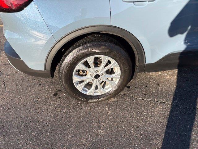 2024 Ford Escape - $22,000