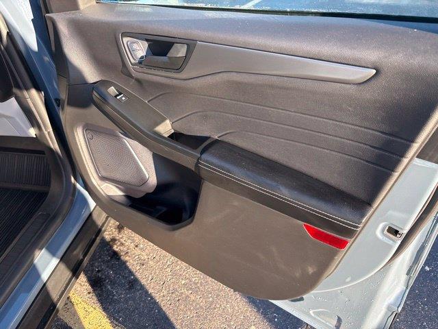 2024 Ford Escape - $22,000