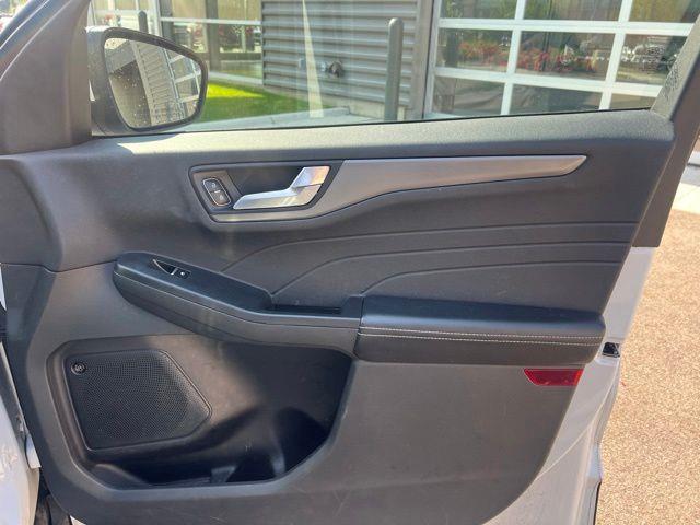 2023 Ford Escape - $18,932